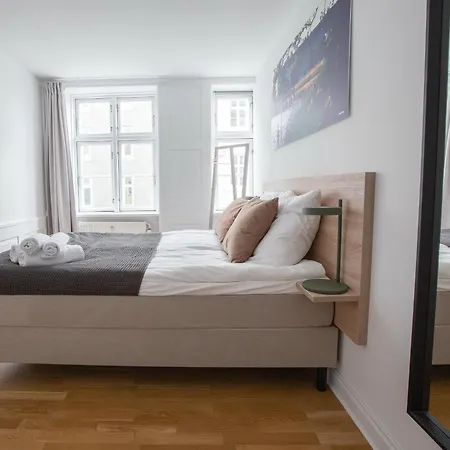 Beautiful 2-bed In Location Apartment Copenhagen